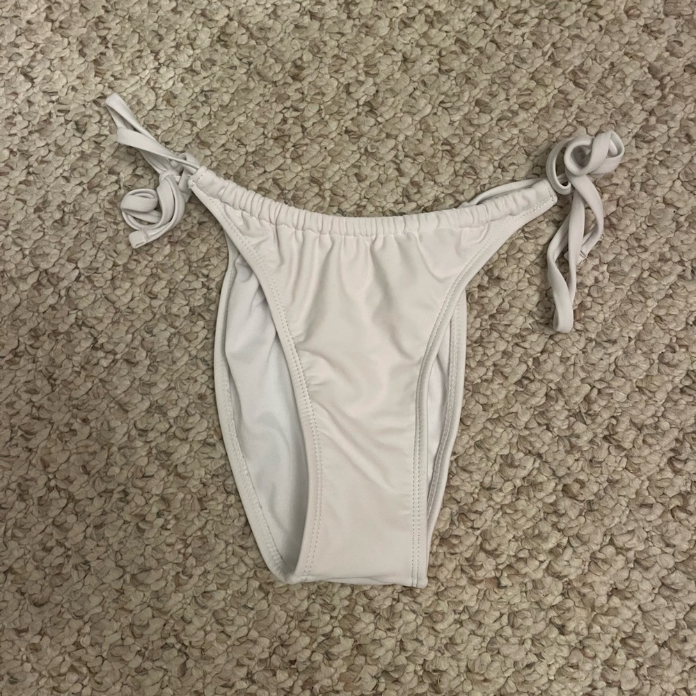 Bikini bottoms